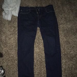 Levi’s 502 jeans